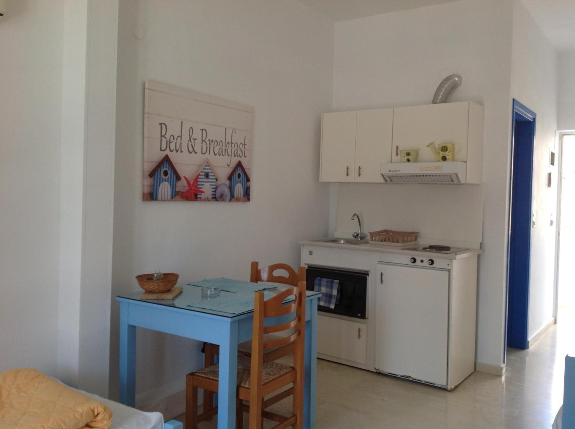 Ikonomakis Apartments Bali  部屋 写真