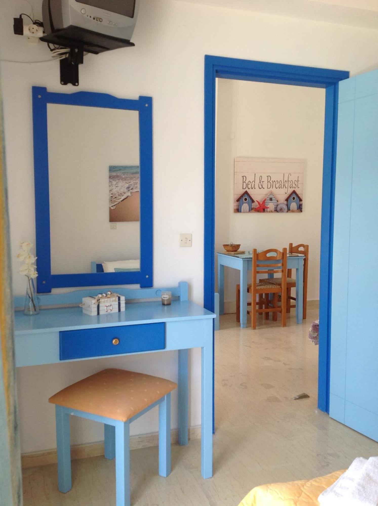 Ikonomakis Apartments Bali  エクステリア 写真
